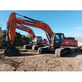 Гусеничные экскаваторы Doosan DX300LCA для компании ООО «Вектор ТК»